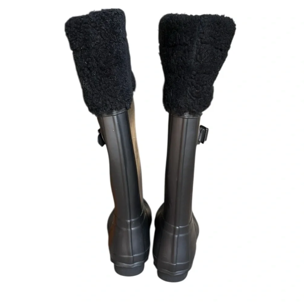 Hunter Original Shearling Cuffs Tall Boots in Black